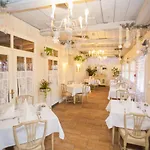 Boutique Szarcsa فندق Székesfehérvár