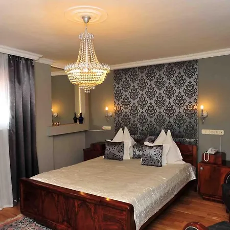 Hotel Boutique Szarcsa Szekesfehervar