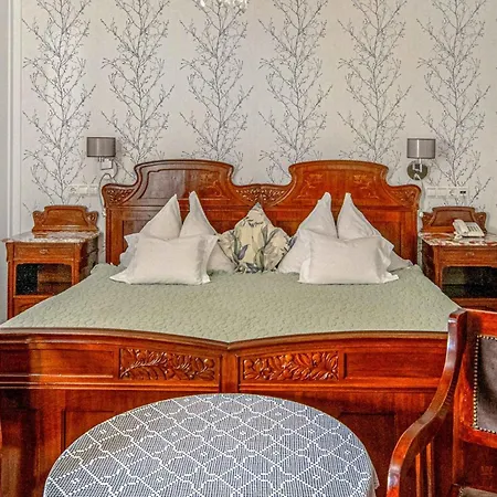 Boutique Szarcsa Hotel 3*