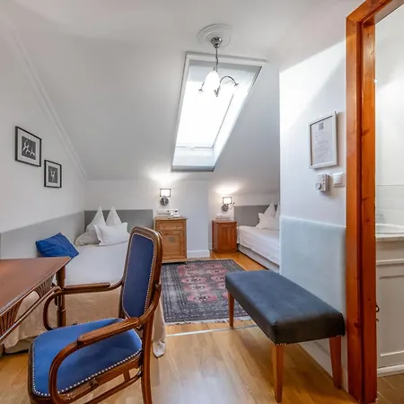 Hotel Boutique Szarcsa