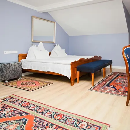 Boutique Szarcsa 3* Székesfehérvár