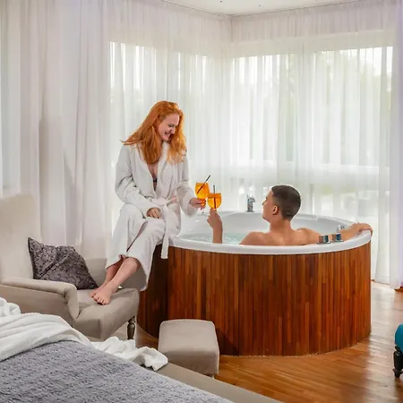 Boutique Szarcsa 3* Székesfehérvár