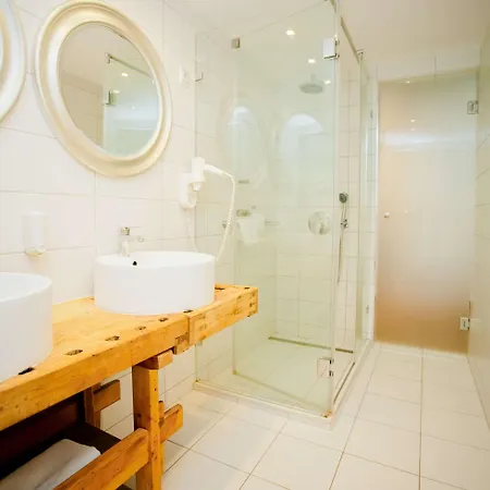 Hotel Boutique Szarcsa