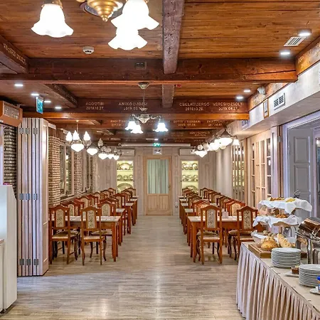 Boutique Szarcsa Székesfehérvár