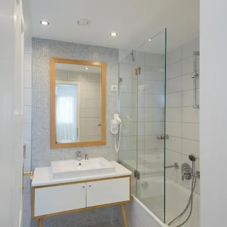 Hotel Boutique Szarcsa