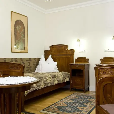Hotel Boutique Szarcsa